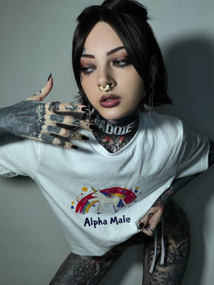 Alpha Male Shirt Unicorn Rainbow T-shirt - Death
