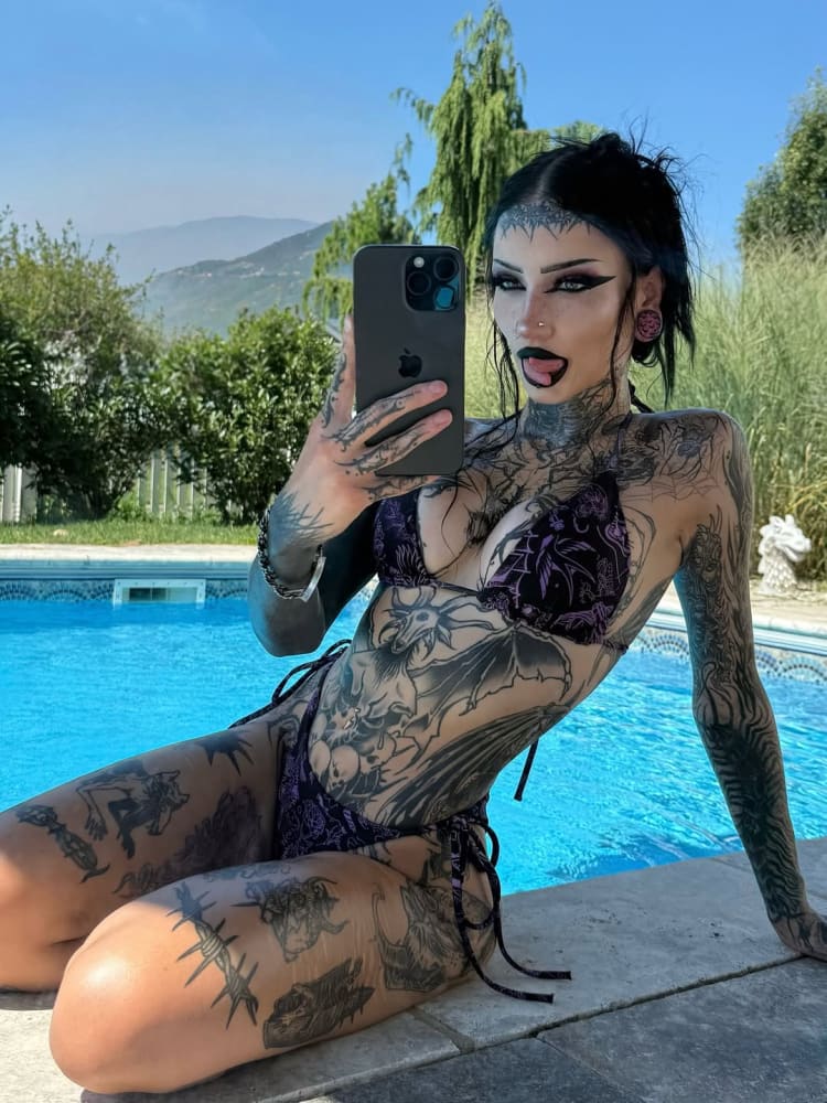 ’Carbon Sheet’ Eco String Alternative Bikini Top Death