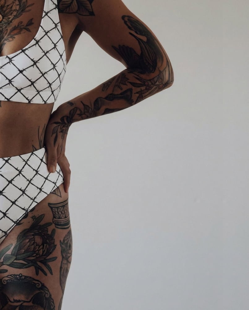 Full-Set ’Caged Daylight’ High-Waisted Barbed Wire Bikini